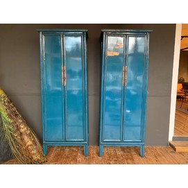 Lacquered Cabinet Tapered Blue