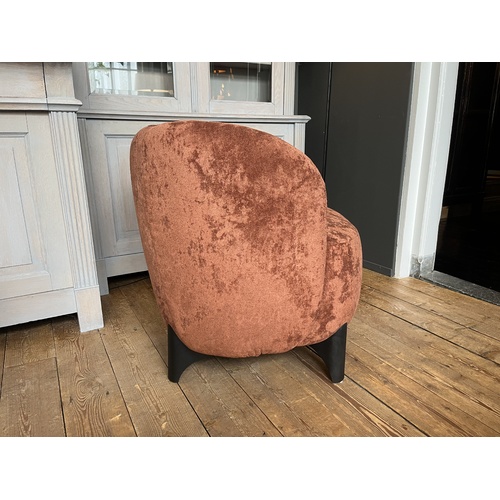 Armchair Yeti