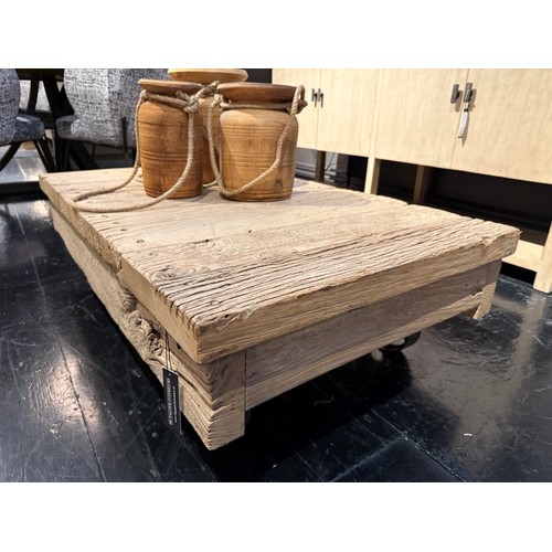 Elmwood Coffee Table Wheels 117X70CM