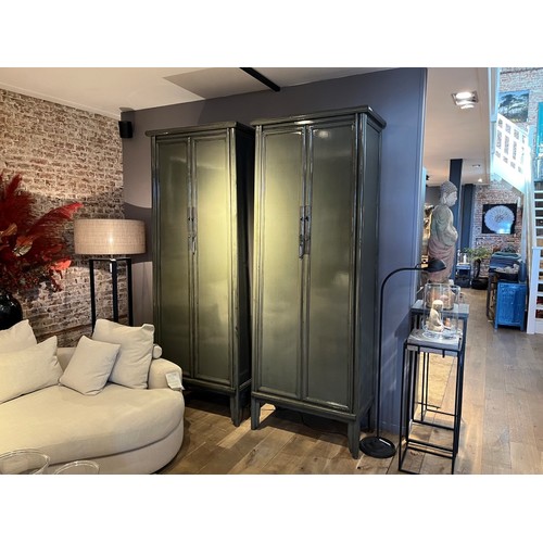 Lacquered Cabinet Tapered Dark Grey/Green