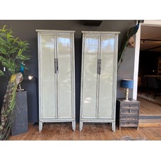 Lacquered Cabinet Tapered Light Grey/Green
