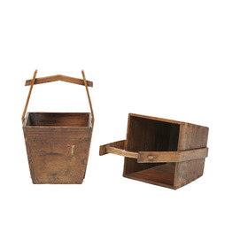 Bucket in wood color JM336