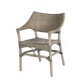 SILLA CON BRAZOS CAMBADOS RATTAN MARRÓN-GRISACEO