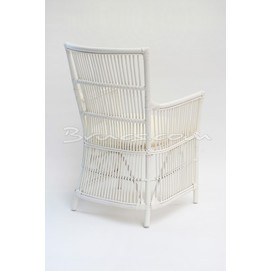 SILLA CON BRAZOS MUROS RATTAN BLANCO