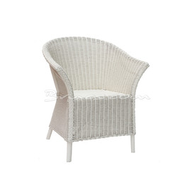 SILLA CON BRAZOS ABUNA RATTAN BLANCO