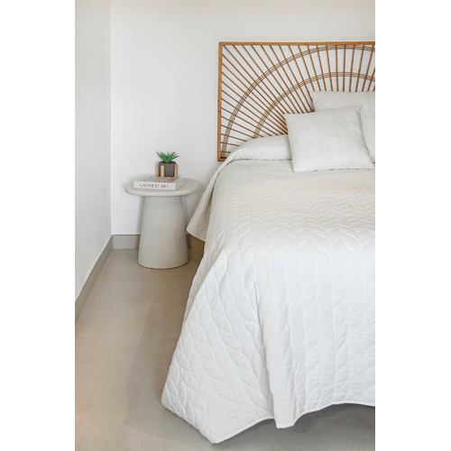 COLCHA POLIESTER 180X260 100 GR. BLANCO