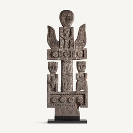 ESCULTURA PIE TOBHY