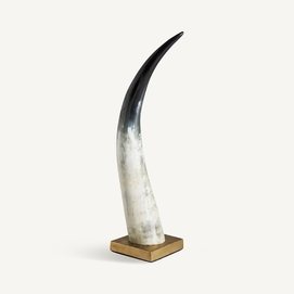 FIGURA DECORATIVA ZONZA