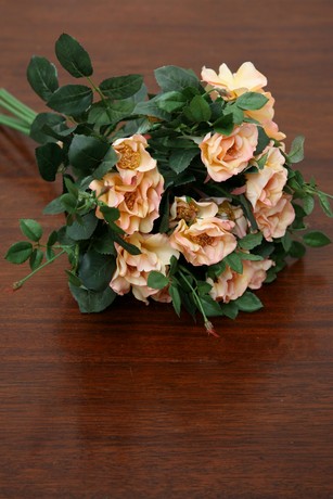 BOUQUET ROSAS SALMON