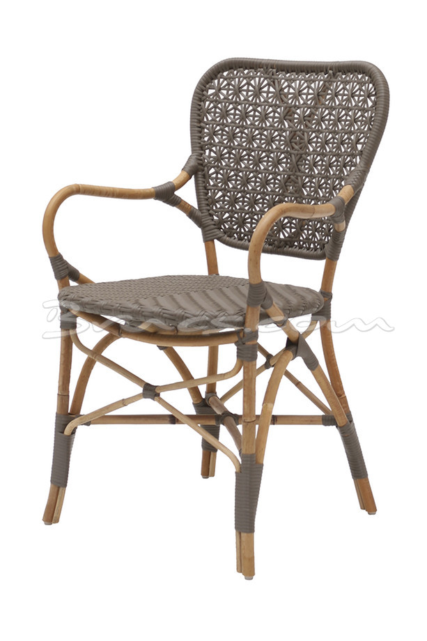 SILLA CON BRAZOS HABANA RATTAN NAT. Y SINT GRIS