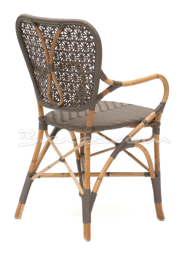 SILLA CON BRAZOS HABANA RATTAN NAT. Y SINT GRIS