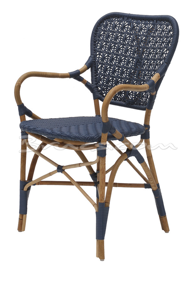 SILLA CON BRAZOS HABANA RATTAN NAT. Y SINT AZUL