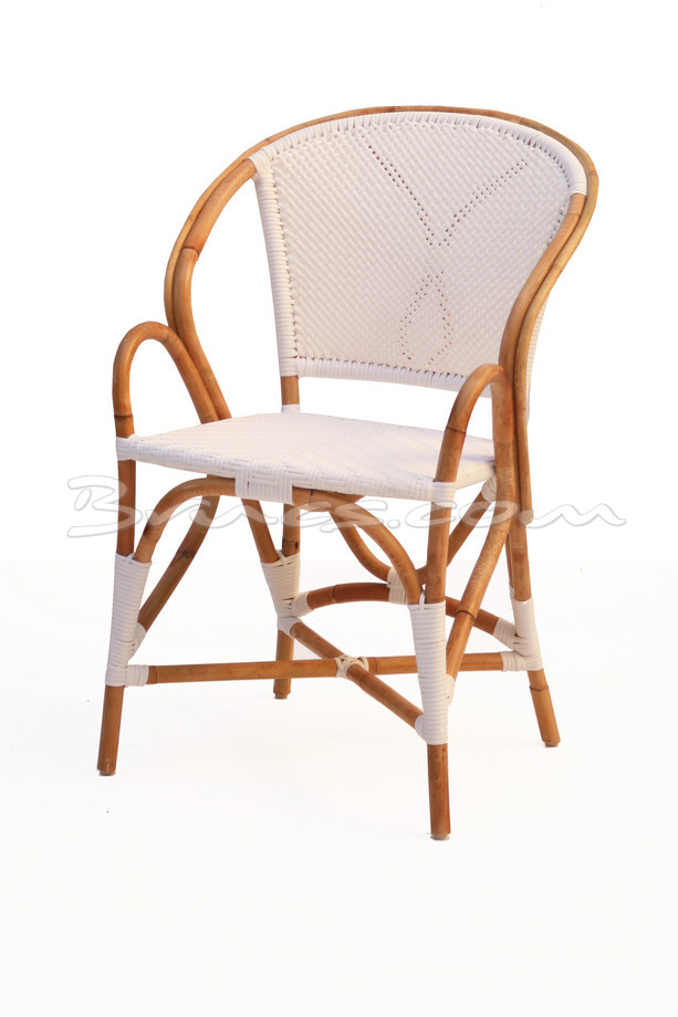 SILLA CON BRAZOS MADAGASCAR TEJIDO SINTÉTICO BL