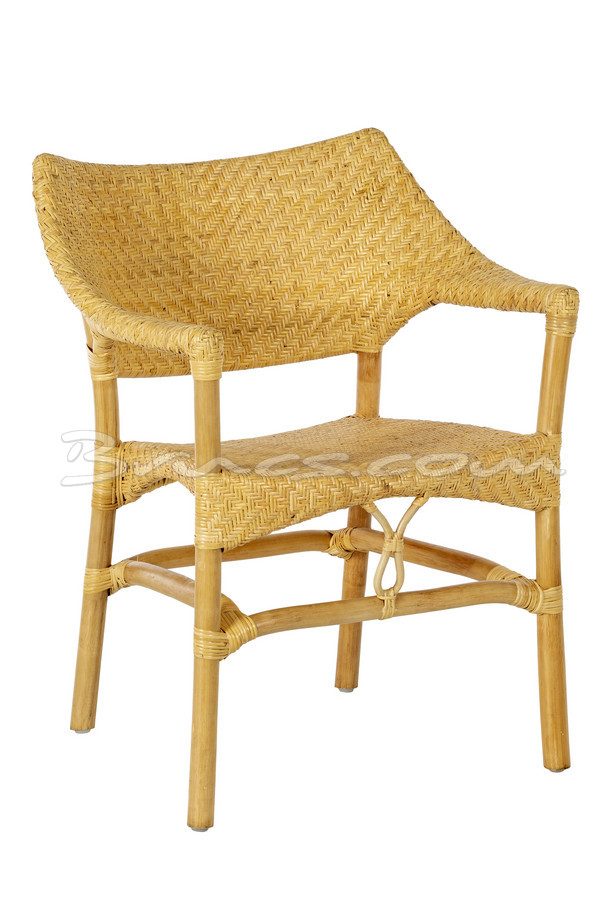 SILLA CON BRAZOS CAMBADOS RATTAN NATURAL