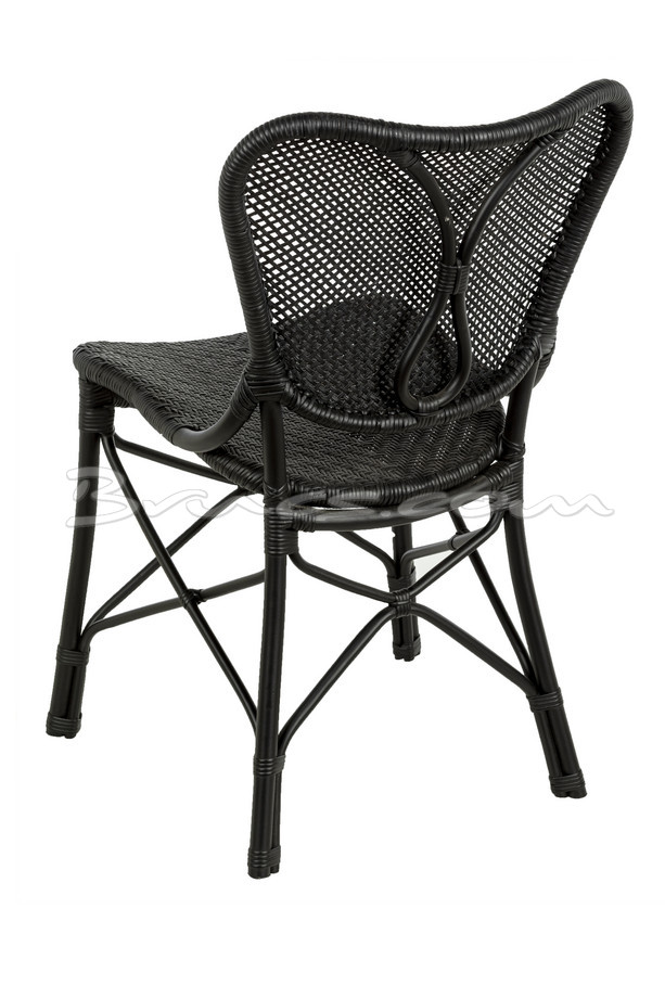 SILLA ARCADE RATTAN COLOR NEGRO