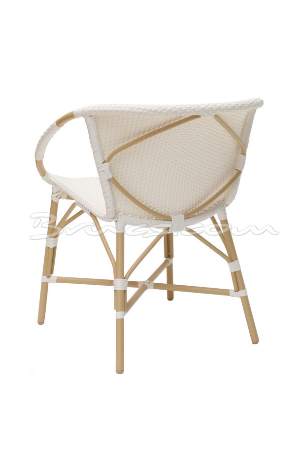 SILLA YARED TEJIDO SINTÉTICO BLANCO Y RATTAN